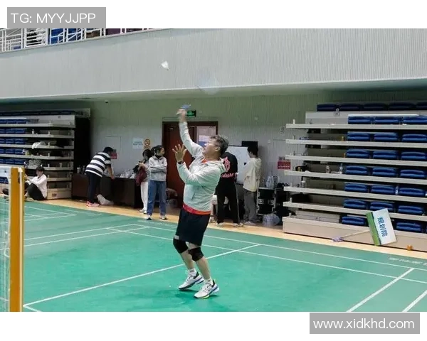 重庆羽毛球队耐力训练的挑战与突破探索 重庆羽毛球队耐力训练的挑战与突破探索