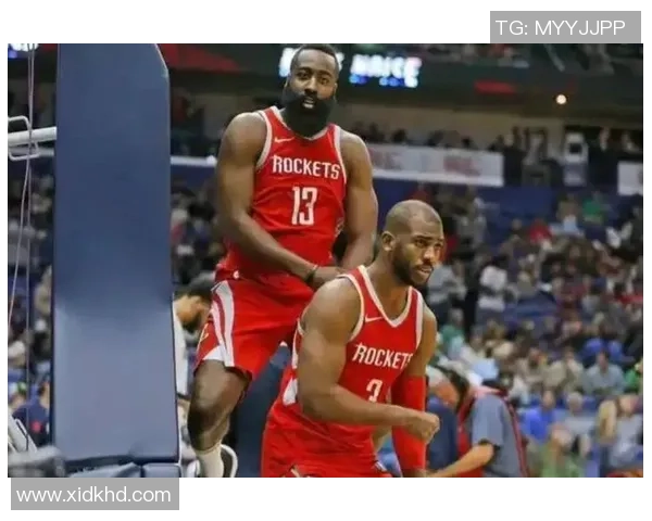 与哈登共度足球时光探索明星背后的运动热情与人生故事 与哈登共度足球时光探索明星背后的运动热情与人生故事